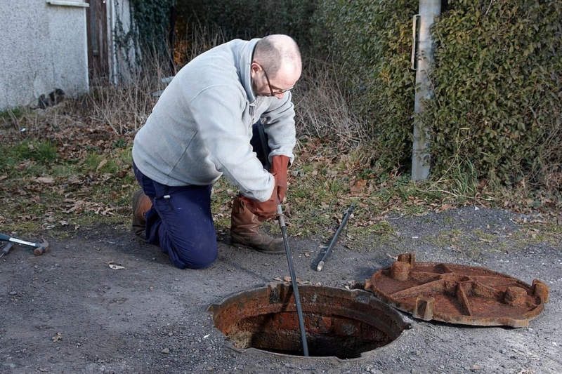 Drain Dilemma: Resolving a Blocked Drain in Broadway