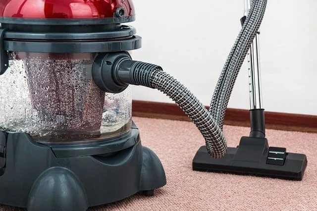 How to keep the carpet clean in high-traffic areas