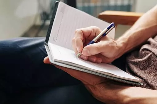 The Healing Power of Words: How a Migraine Diary Can Transform Your Life