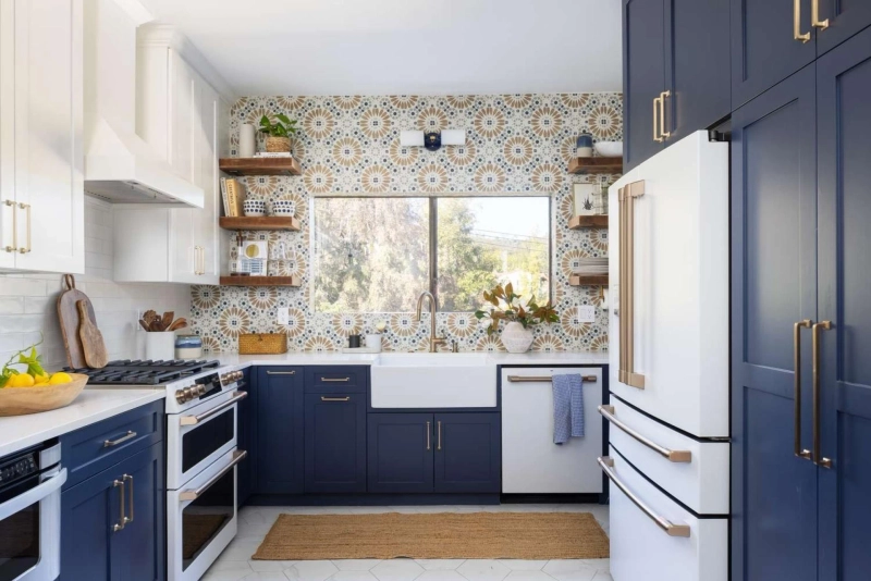 Choosing the Perfect Kitchen Cabinets: Why Blue is the New Neutral
