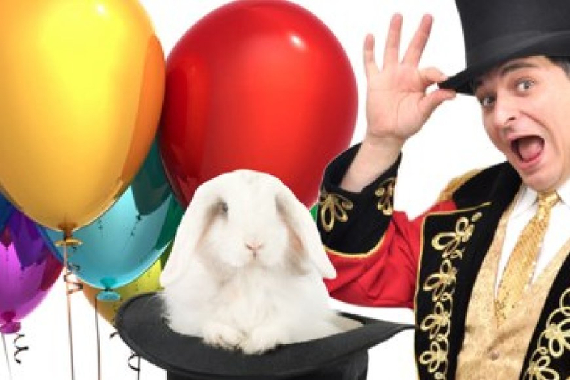 Laughter Guaranteed! The Top Reasons to Hire a Gold Coast Kids Magician