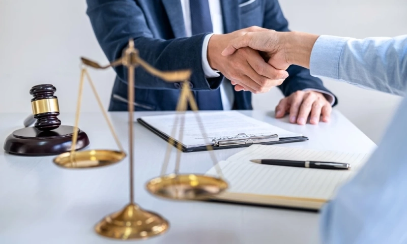 How Arbitration Lawyers Prepare Strong Arbitration Strategies