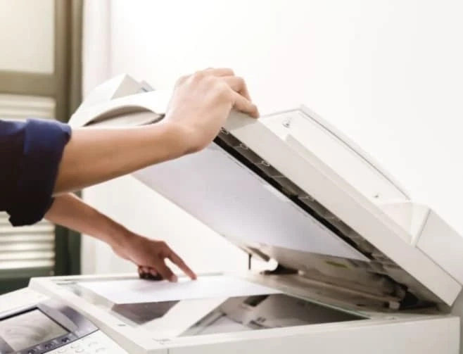 The Convergence of Digital and Physical: Embracing Local Printing and Mailing Services