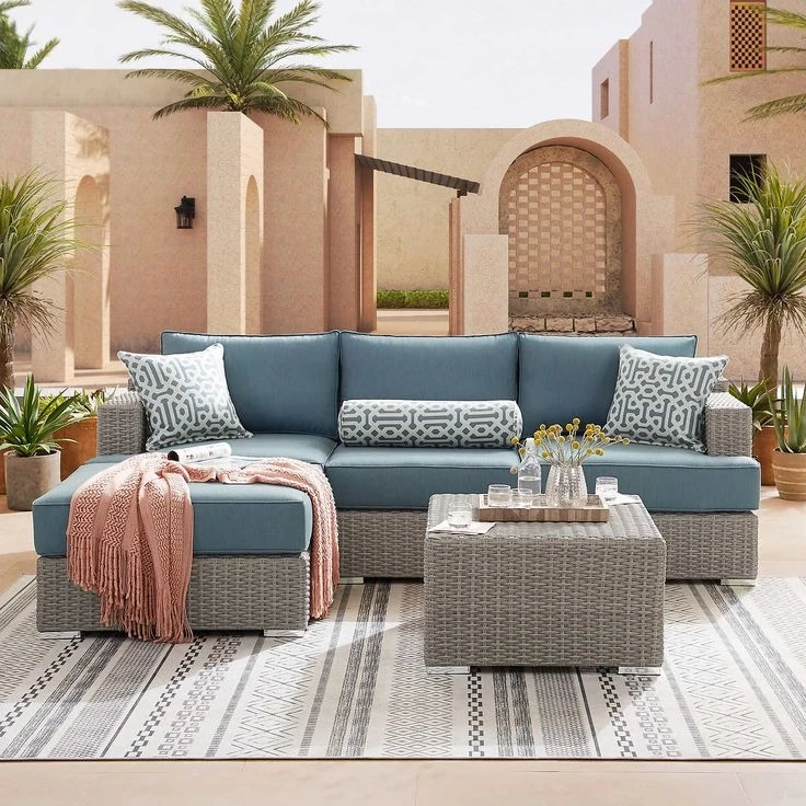 What to Bear in Mind While Buying the Outdoor Furniture