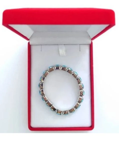 How to Style a Silver Bracelet With Blue Stone for Everyday Wear?