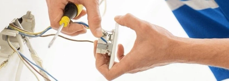 Commercial Electrician Services - Getting the Job Done