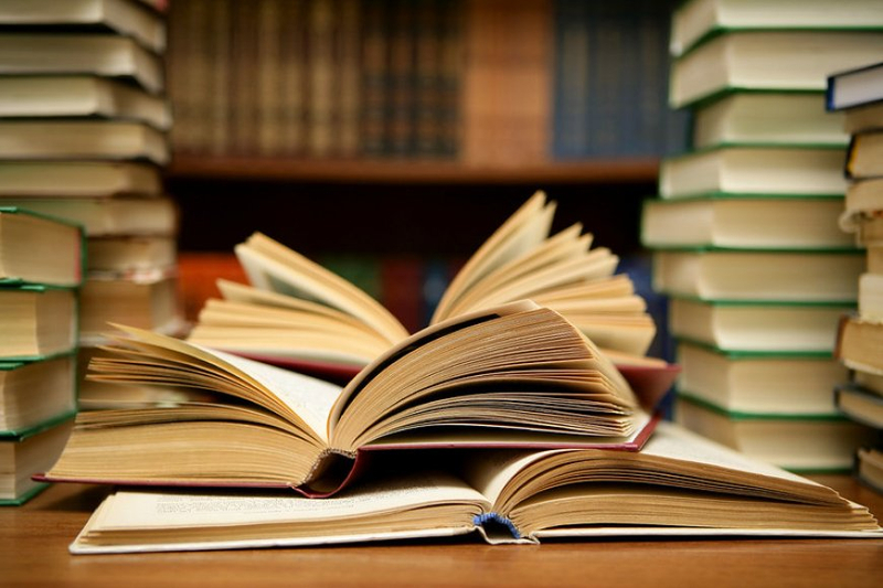 What is Ghostwriting? A Guide to the Best Ghostwriting Services