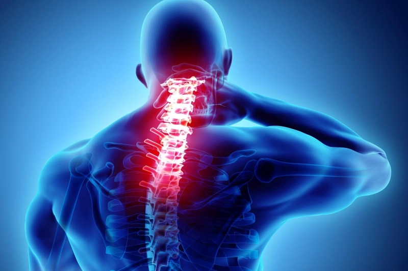 Dealing With Neck Pain: Causes, Symptoms, and the Right Time to See a Specialist