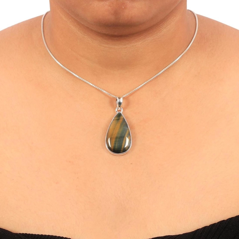 Blue Tiger Eye Jewelry: A Staggering Combination of Beauty and Mending