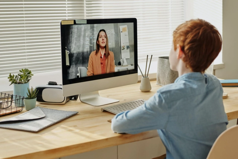 How to Be a Successful Online Student