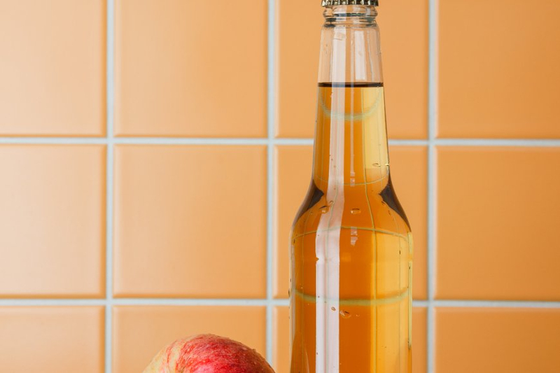 Apple Cider Vinegar: Uses, Benefits, Side Effects