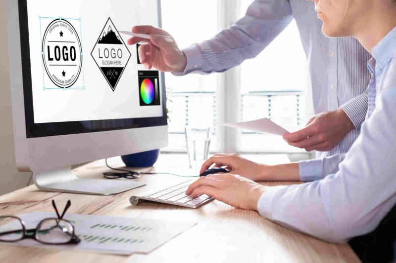 How to Find the Perfect Logo Designer in Montreal