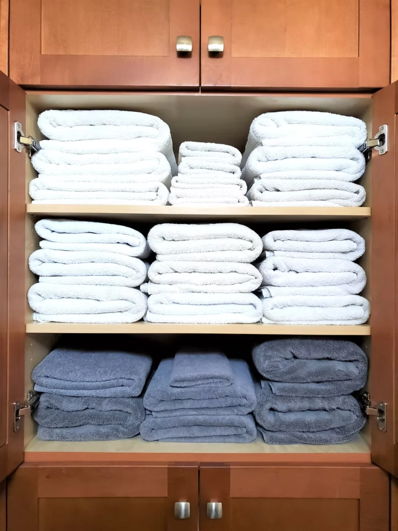 The Surprising Benefits of Decluttering Your Space