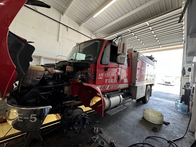 Save Thousands with These Smart Commercial Truck Maintenance Strategies