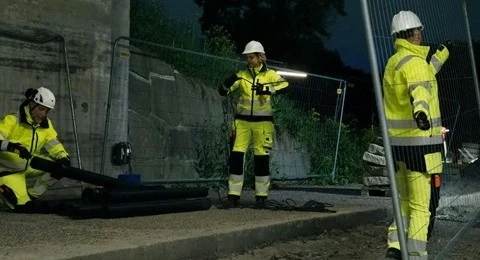 Safety Jacket Maintenance Tips to Extend Durability and Performance