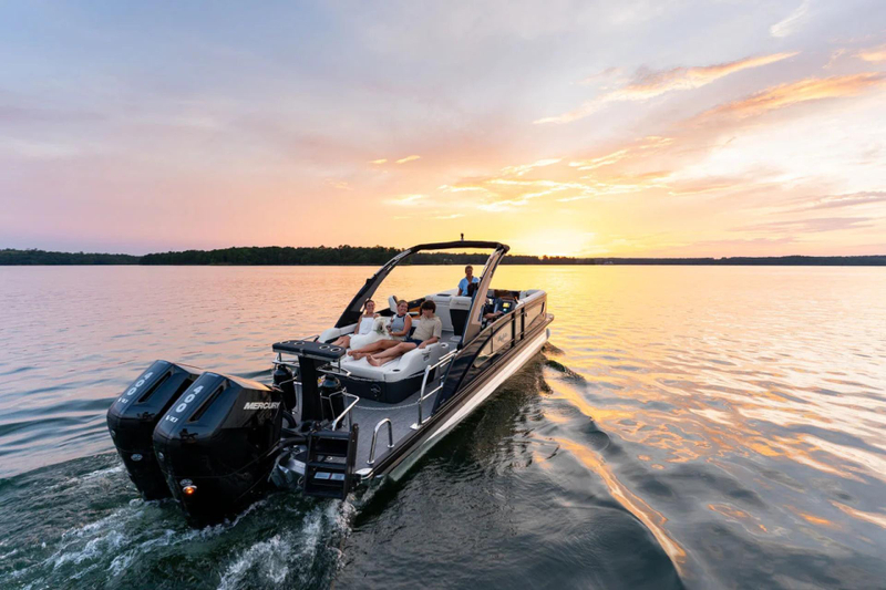 Different Types of Boats Explained: Uses, Features, and Benefits for Arizona Lake Boating