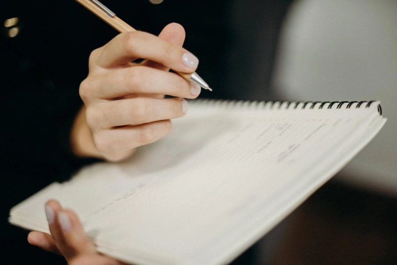 FOUR MAJOR TIPS AND TRICKS TO WRITE PERSUASIVE ESSAYS