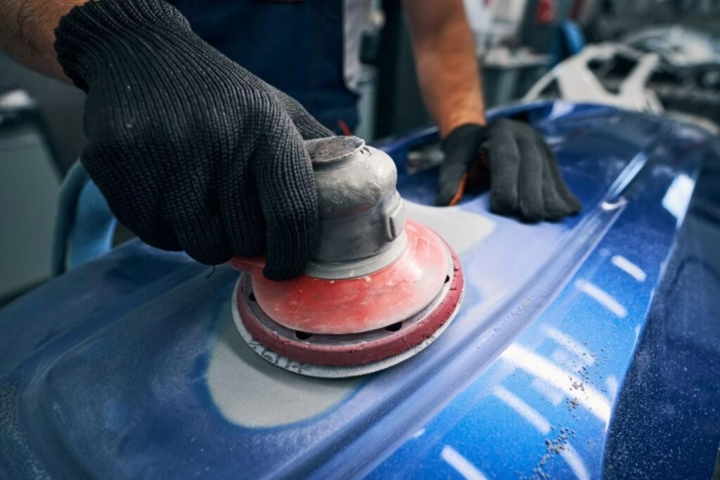Mobile car scratch repair service - convenience at its best!