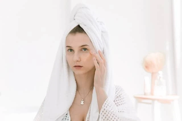 5 Main Causes of Acne and How to Avoid Breakouts