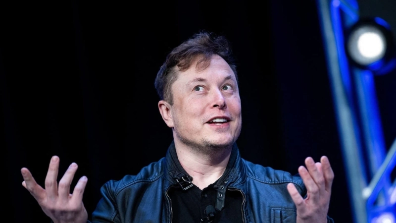Elon Musk Is In Talks With Airlines For Skyline Broadband Installation