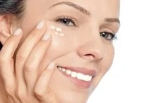 STRATEGIES TO AVOID FACIAL WRINKLES FROM APPEARING