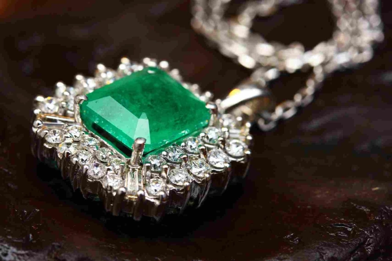 About Gemstones and Diamond Halo Pendants