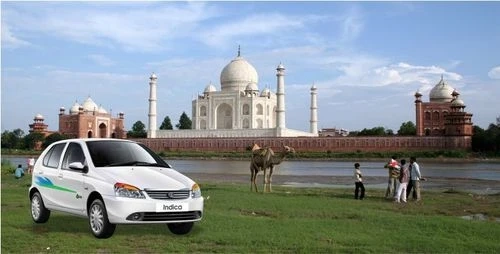 How to Visit Taj Mahal from Delhi by Car?