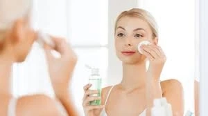 Best Toner Under 100, 200 Rupees – Best Affordable Toner for Oily Skin