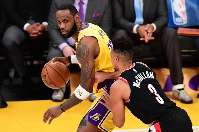 NBA retoma temporada em julho com formato enxuto e jogos na Disney
