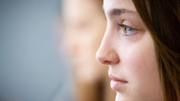 Things to consider before buying beauty products online
