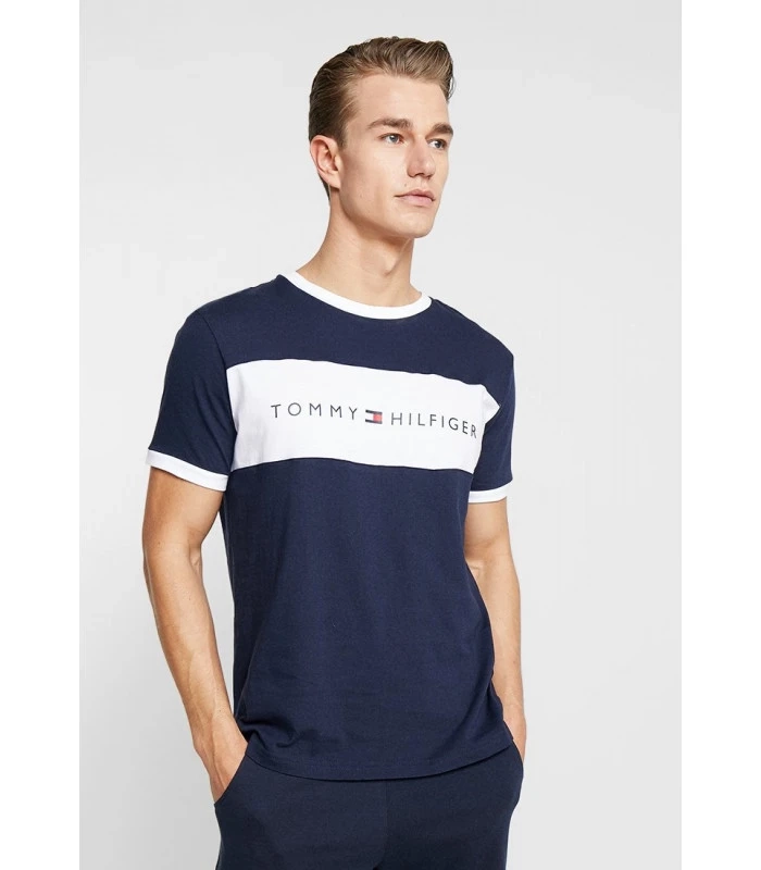 Tommy Hilfiger T Shirt Sale for Fashion Enthusiasts