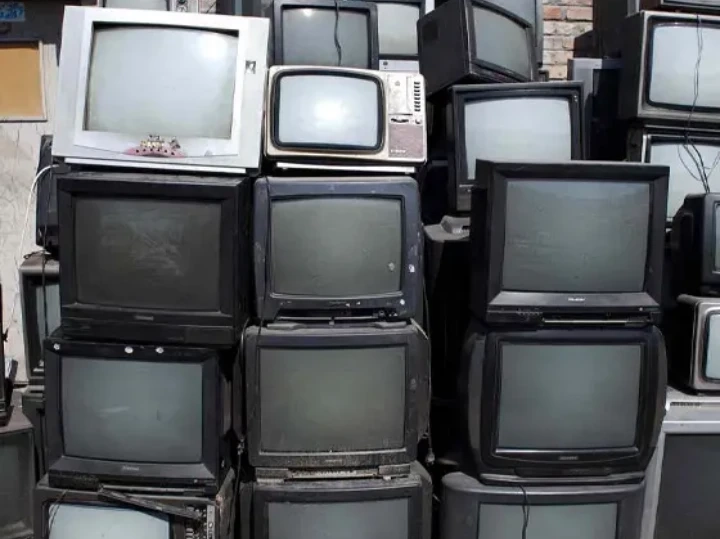 Safeguarding the Environment: A Guide To Responsibly Disposing Of Old Television Sets