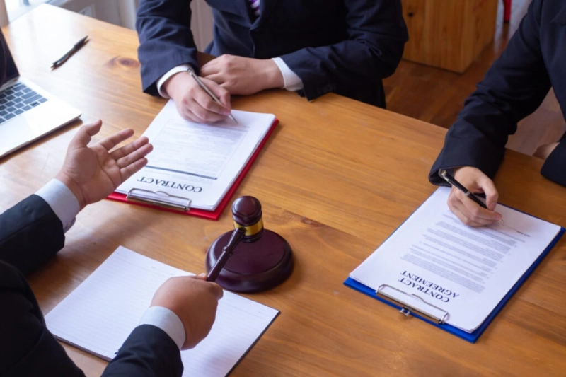 Common Pitfalls in Franchise Agreements and How an Attorney Can Help