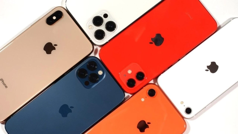 10 Pros And Cons Of iPhone (2023 Updated)