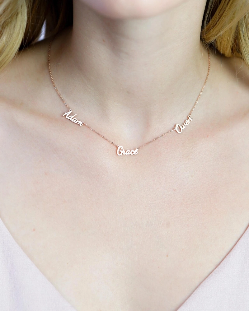 The Timeless Appeal of Infinity Name Necklaces: A Trend That's Here to Stay