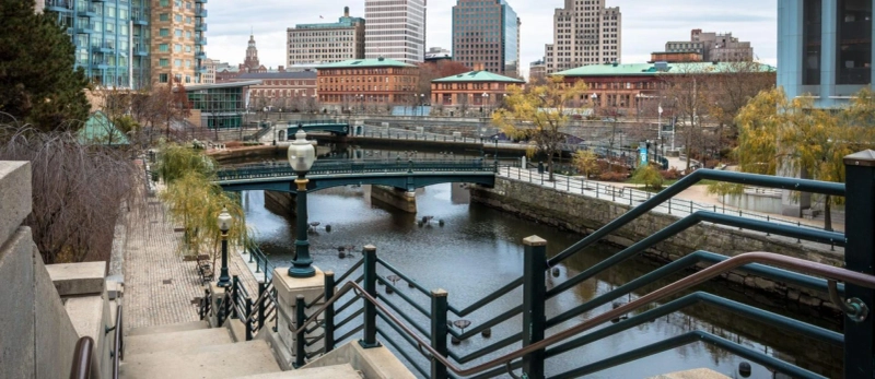 Pros & Cons of Living in a Studio Apartment in Providence