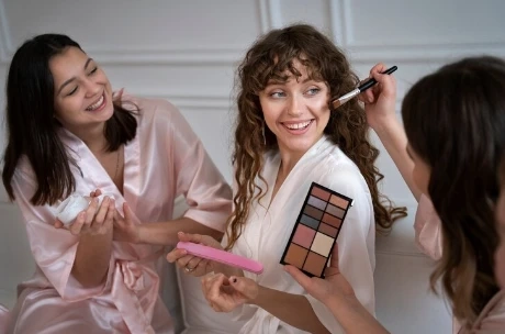 Top Polish Picks: Trending Makeup Brands in Poland You Need to Know