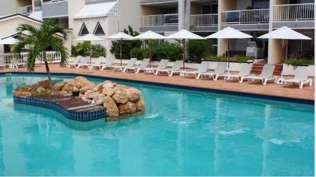 Best Resorts in St Martin with Fine Dining and Nightlife