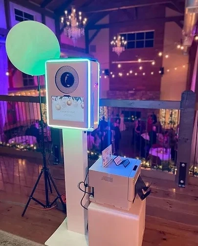 Holiday Parties Made Better & Memorable with Photo Booths