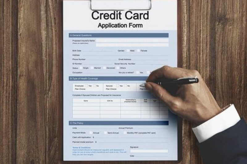 Online Credit Card Application: Pros and Cons