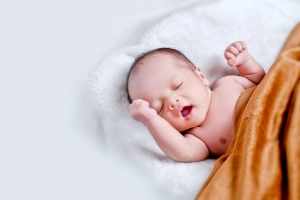 Navigating the Beautiful Chaos: Newborn Care Parenting Tips