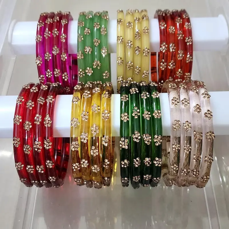 How Do Glass Bangles Enhance Your Outfit? A Complete Style Guide