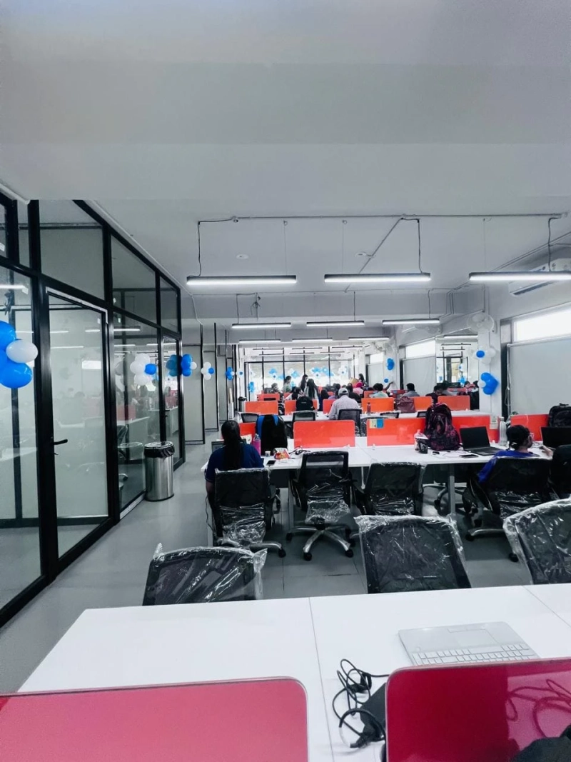 Top 7 Reasons Startups Prefer Premium Coworking Space