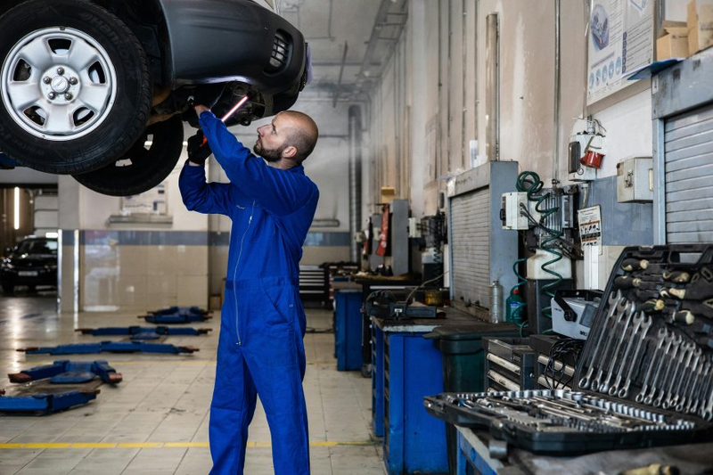 Mobile tyre fitting Oldham
