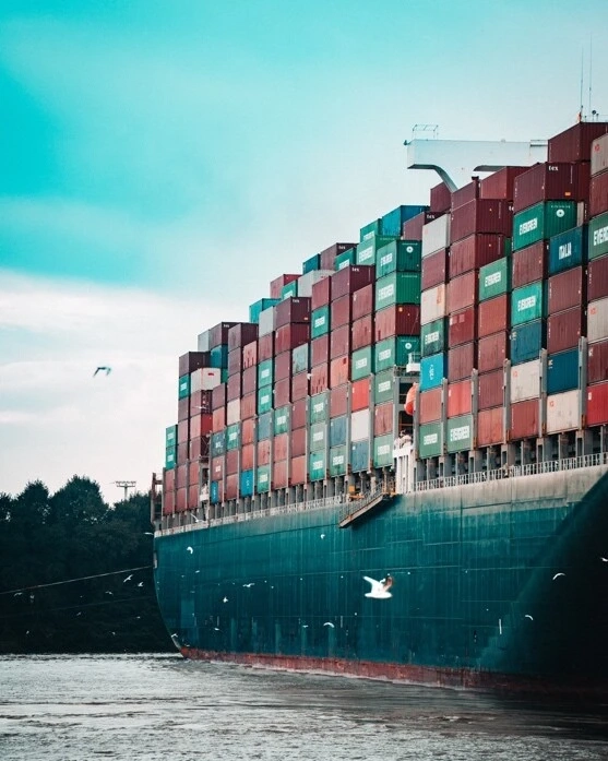 Navigating Interstate Shipping: Regulations, Challenges, and Solutions