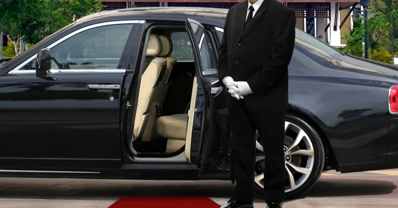 Understanding the Distinction: Driver vs. Chauffeur