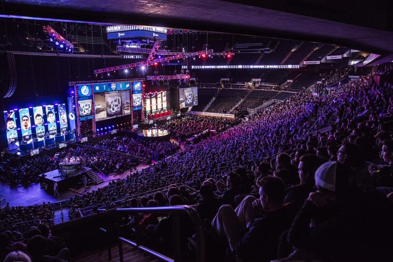 Who is currently regarded as the best cs player of all time?