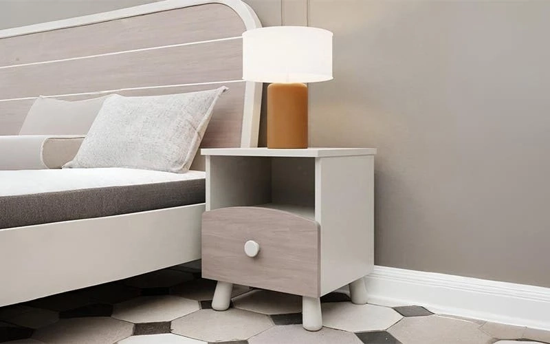 Do You Really Need a Bedside Table? Here’s When It Makes a Difference