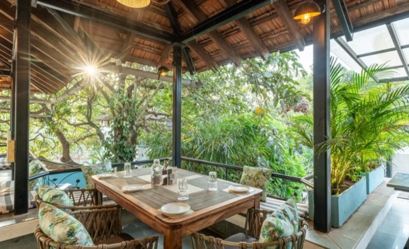 Hostels in North Goa: A Complete Stay Guide for Solo Travellers, Backpackers, and Budget Explorers