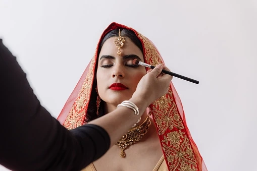Wedding Makeup Tips For Brides To Try in 2022–23